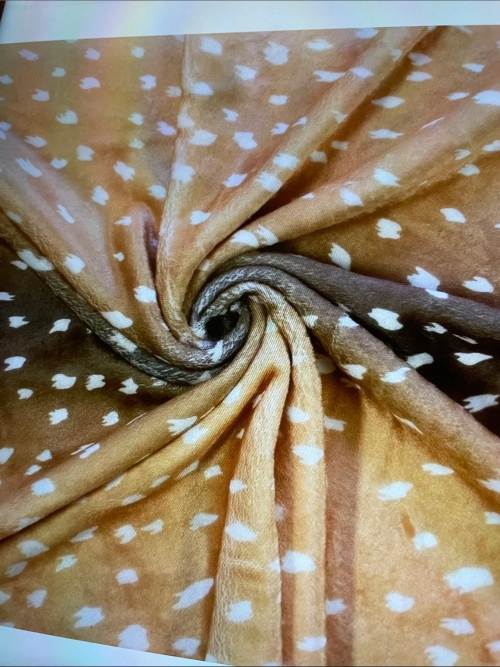 Fawn Throw blanket with polkadots very soft
